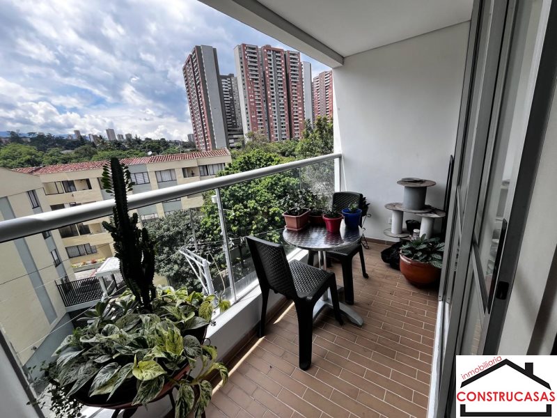 Apartamento en Venta en Los Colores