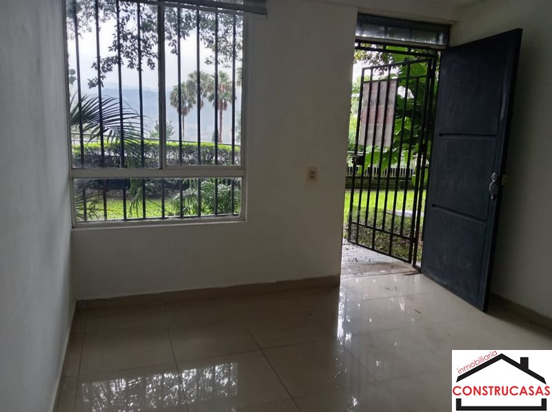 Apartamento en Arriendo en Loma Del Indio