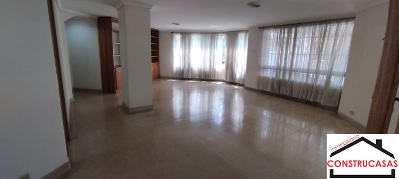 Apartamento en Arriendo en Laureles