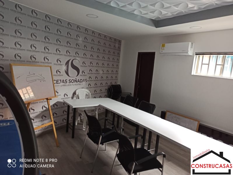 Oficina en Arriendo en Laureles